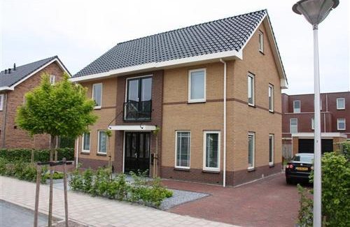 11079_e427_21_Makkus_(Medium)